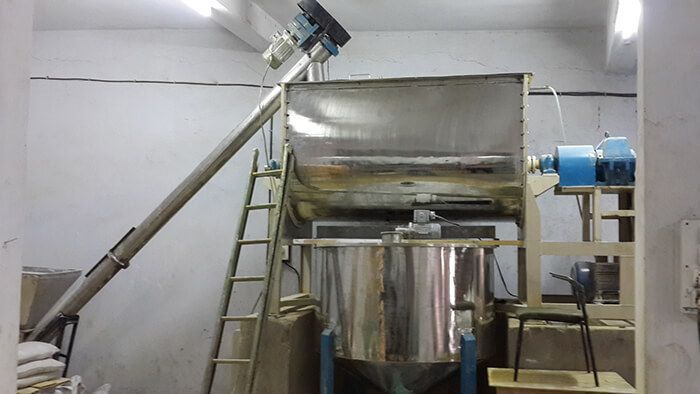 Learn About Powder Mixing Equipment, Modern Blending Methods, and Applications